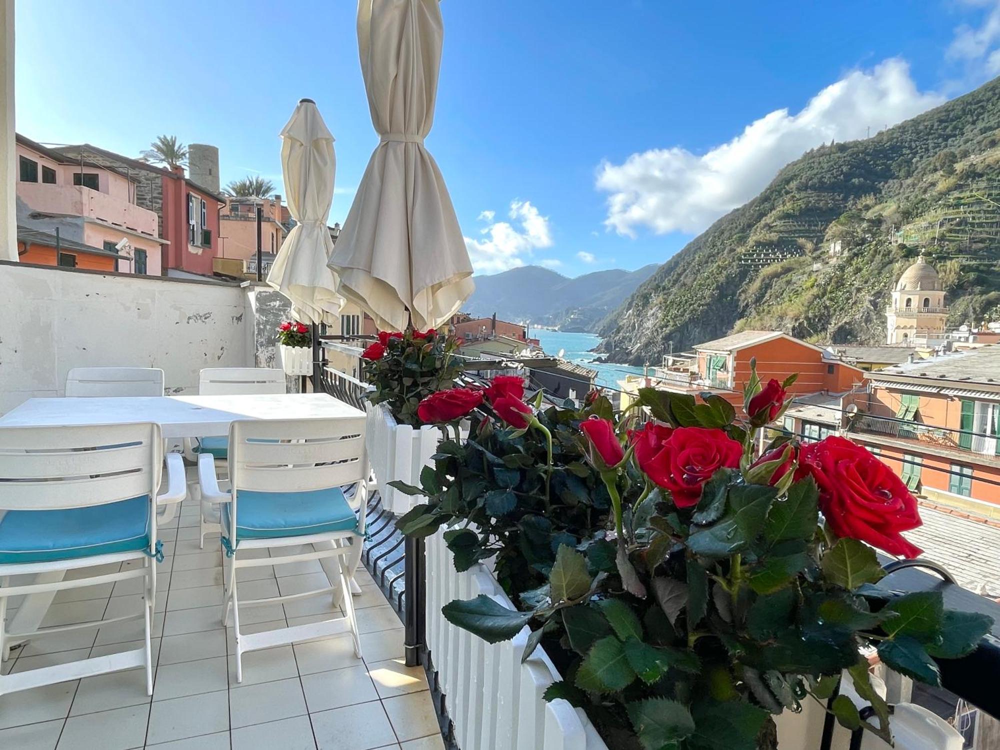 Families Or Groups 3 Terrazzi Apartment On Sea W Ac Vernazza Exterior foto